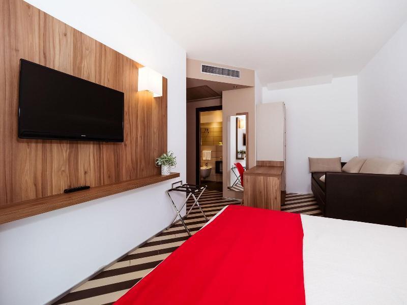 Dan Hotel Riccione Exterior photo