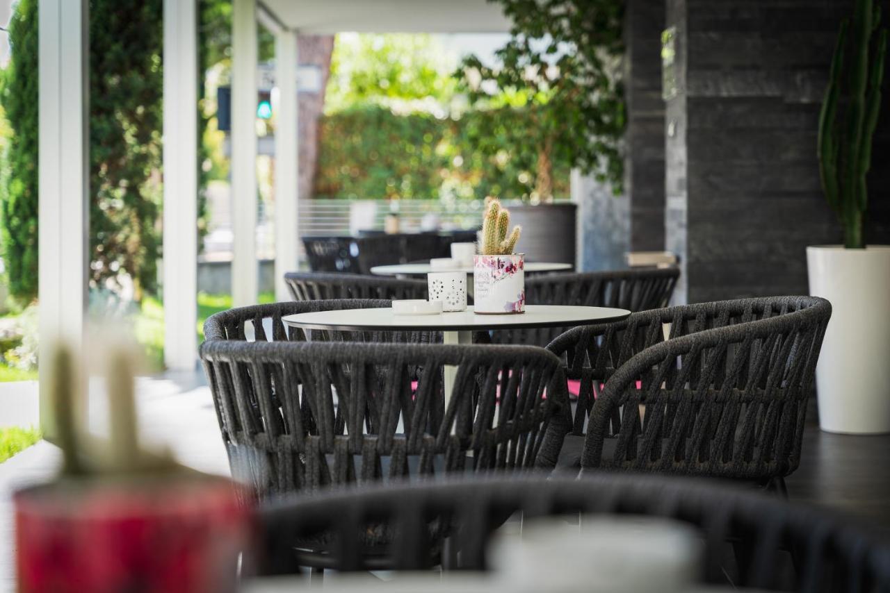 Dan Hotel Riccione Exterior photo